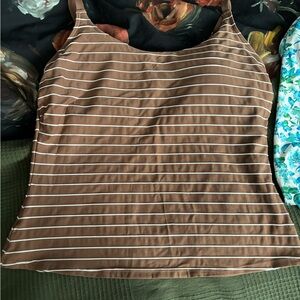 2 Swim tops la vie en rose